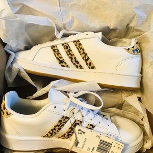Women’s size 8 Adidas leopard sneakers new